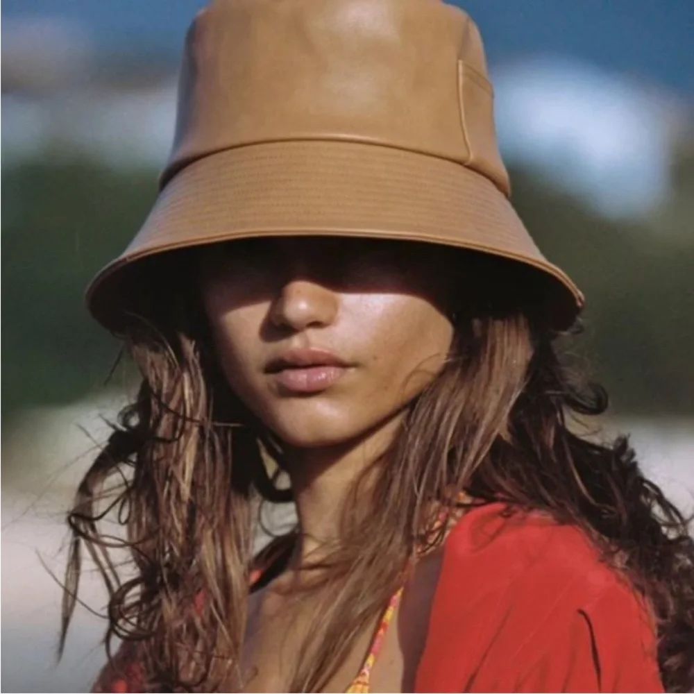 🍄‍🟫LACK OF COLOR🍄‍🟫MUSHROOM BUCKET HAT NWOT!